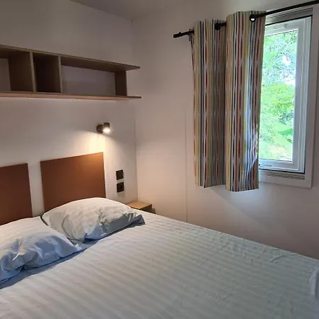 Camping Domaine Papillon Reyrevignes  Exterior foto