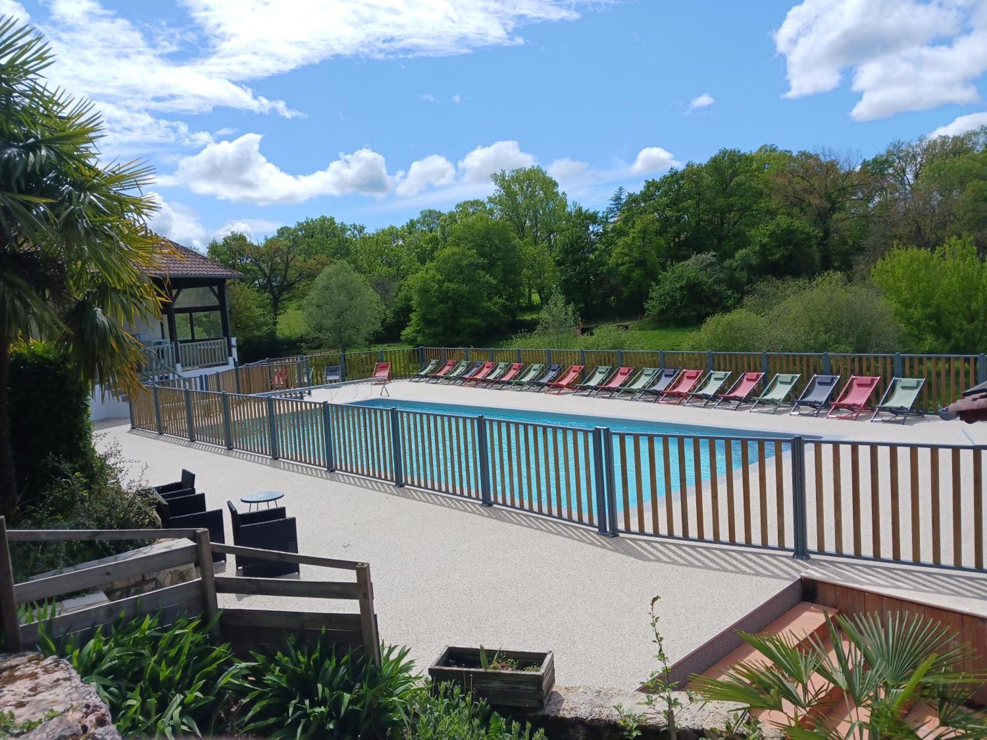 Campsite Domaine Papillon Reyrevignes (Figeac)